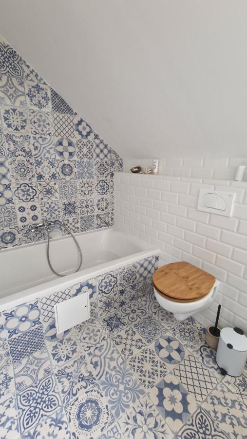 Kurescek Apartment Ig Luaran gambar
